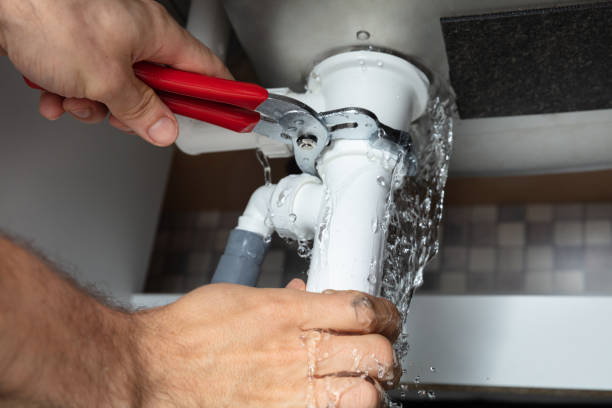 Best Local water damage restoration  in Eatons Neck, NY